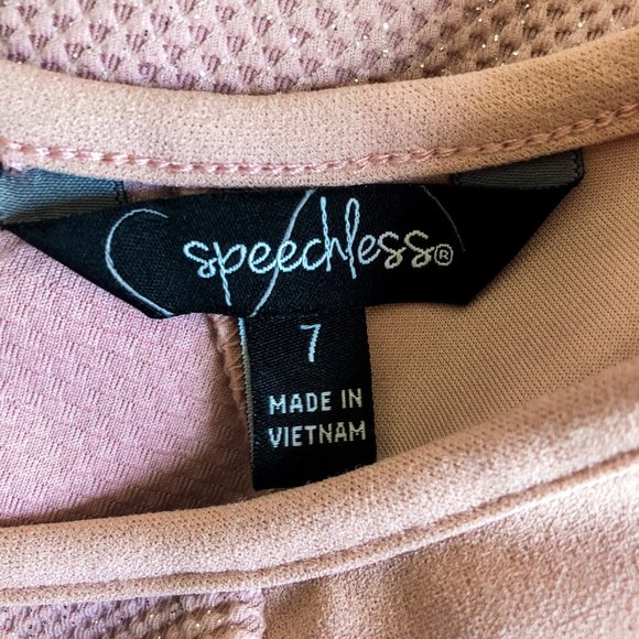 Short-Sleeve Glittery Pink Dress NWOT Size 7 - Picture 7 of 9